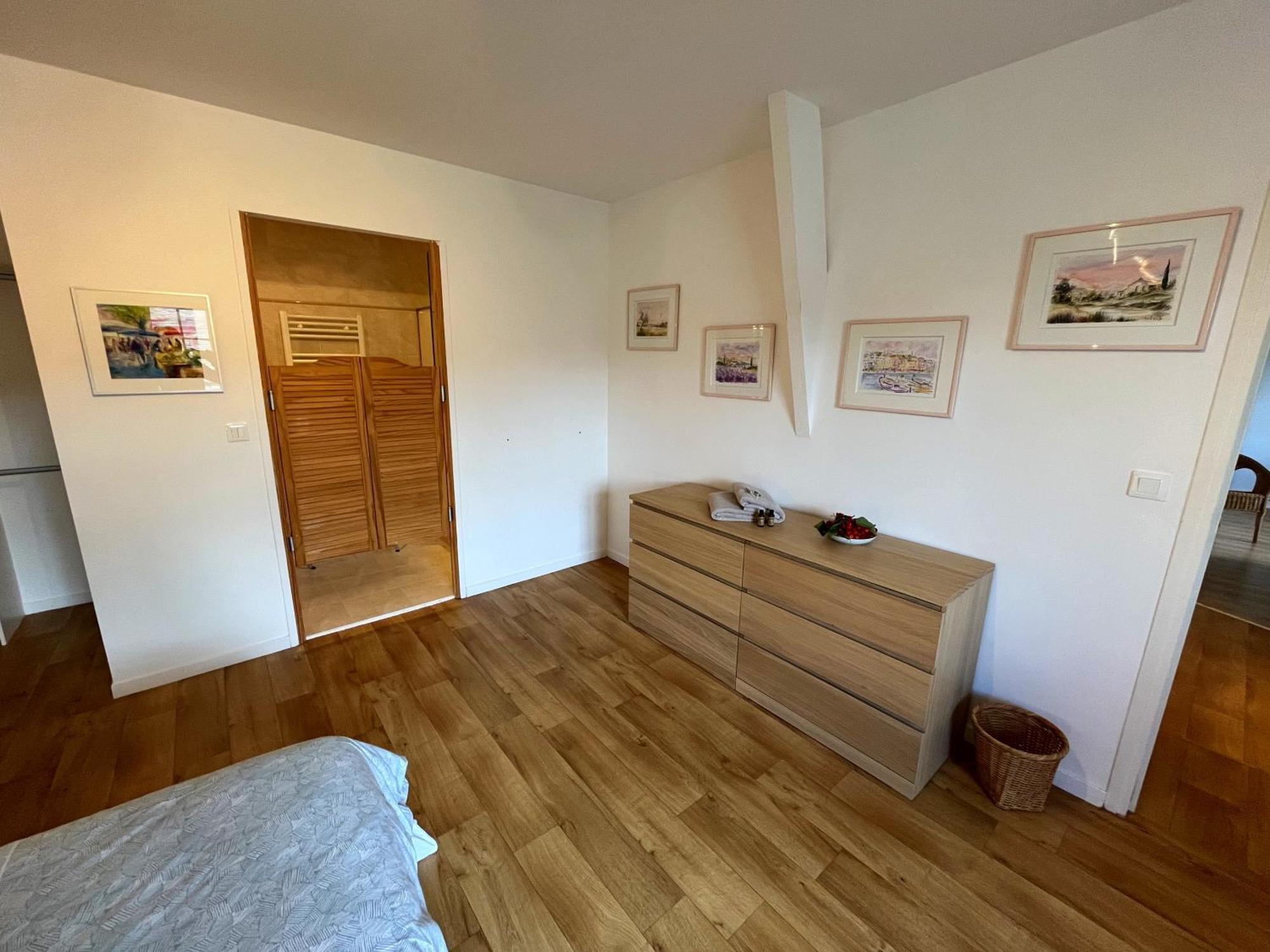 Ecurie Des Charmes A 5 Minutes De La Plage Merville-Franceville-Plage Exterior photo